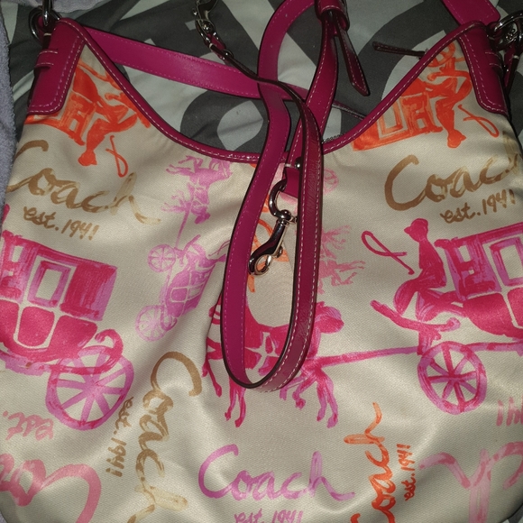 NWOT Coach purse - Picture 4 of 4